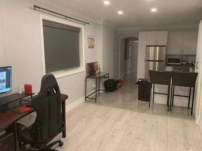 Maxwell's room