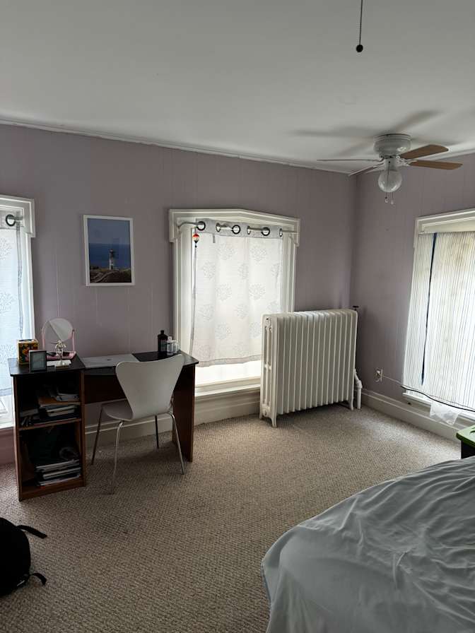 Elle's room