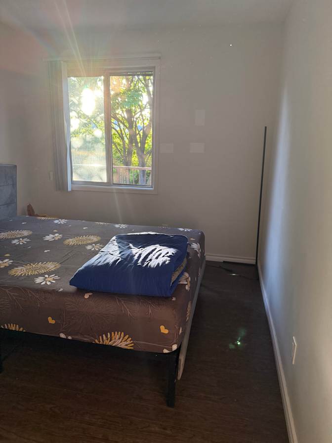 Navpreet Gill's room