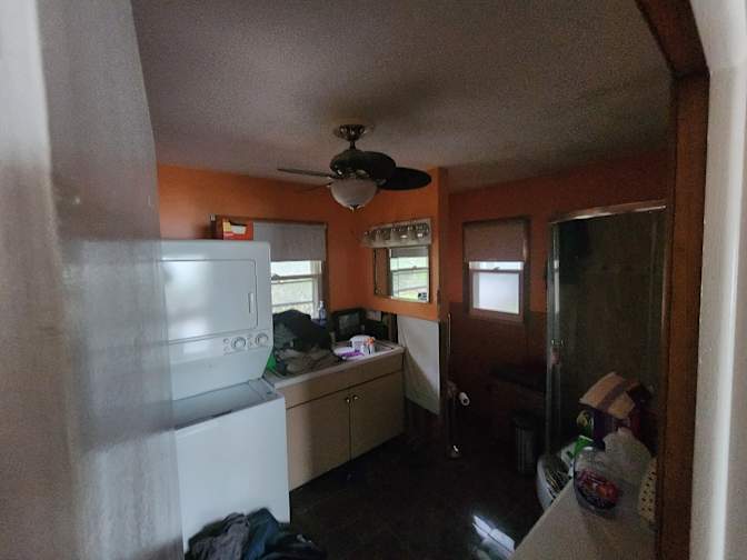 Thomas's room