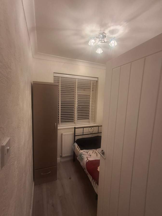 VJ's room
