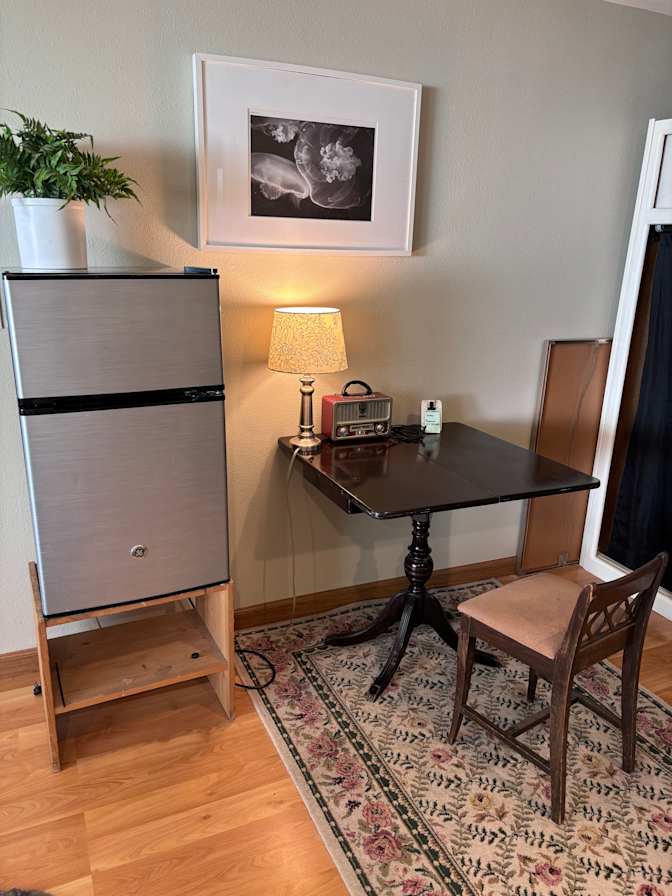Darlene's room