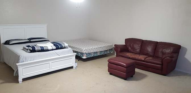 Karl's room