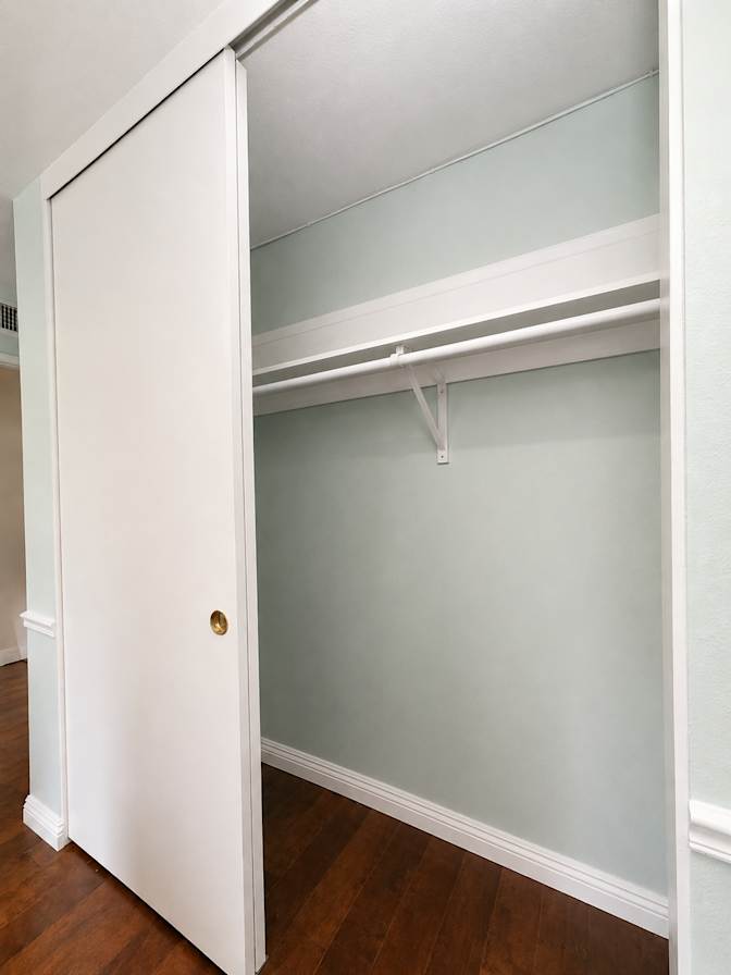 Houston Management Co's room