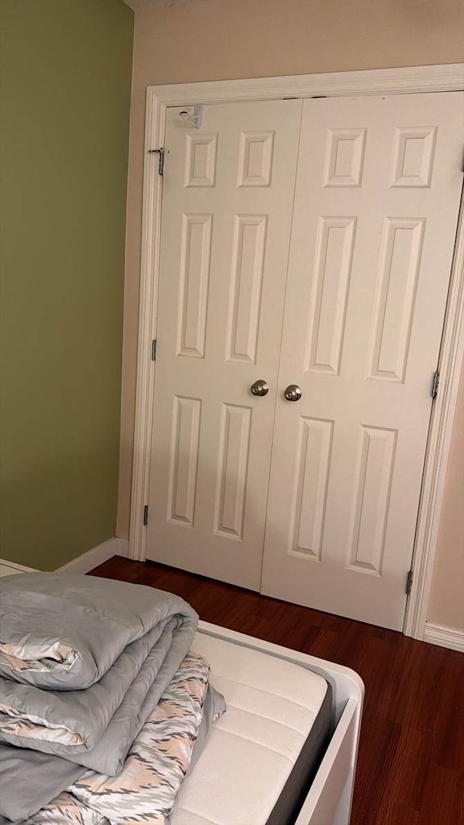 Uche's room