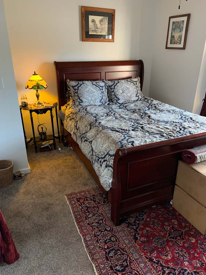 Linda's room