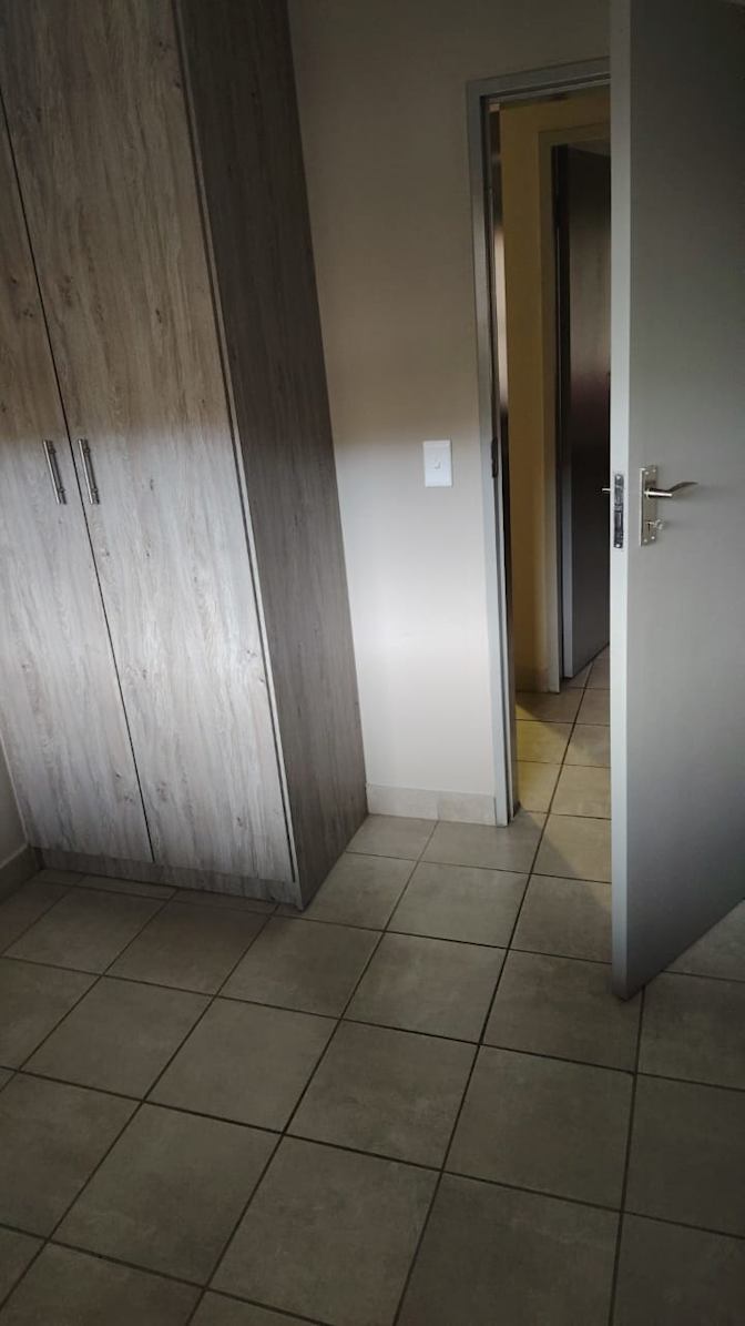 Nhlaluko's room