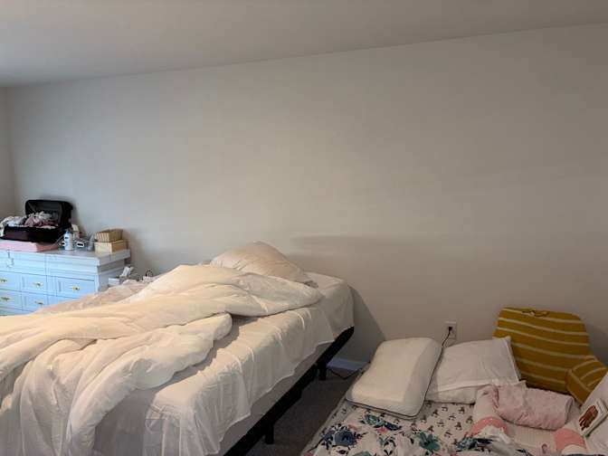 Alcove Rooms's room