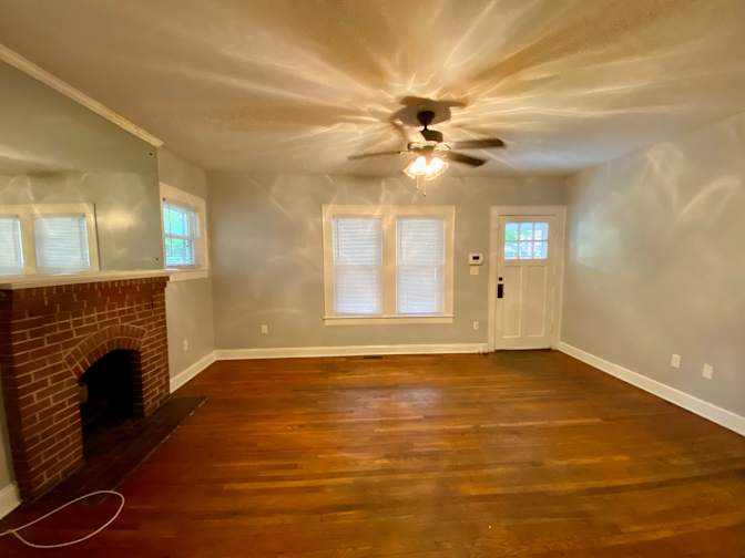 Alcove Rooms's room