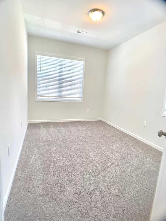 Alcove Rooms's room