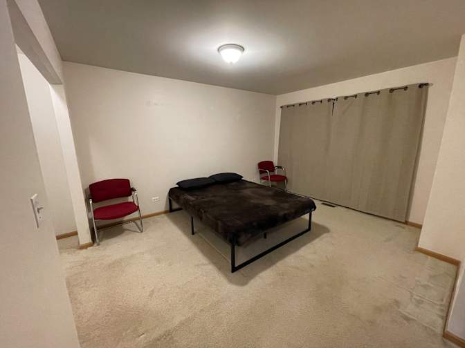 SALVADOR CORTES's room