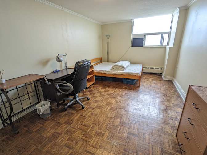Al's room