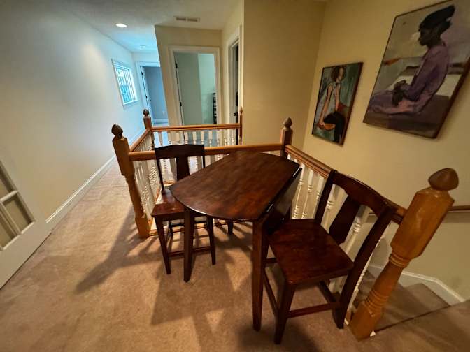 Alcove Rooms's room