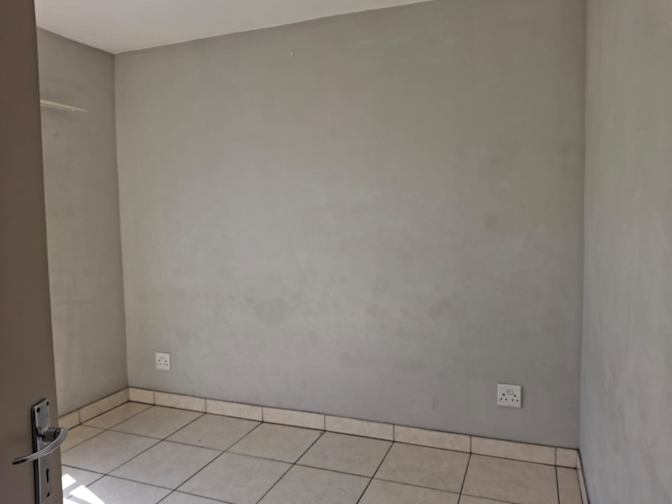 Anele Mpalala's room