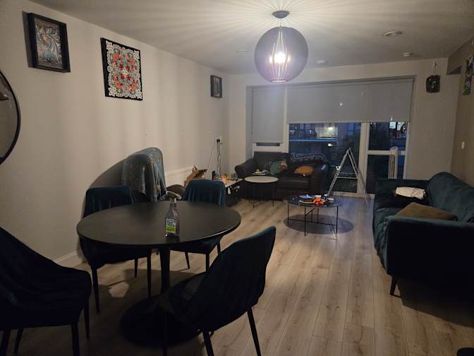 Mika's room