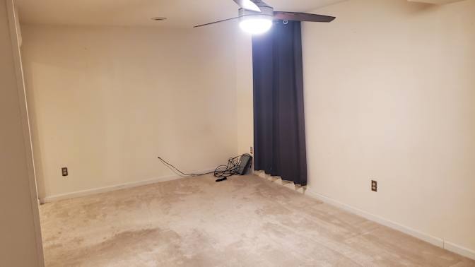 Enrique's room