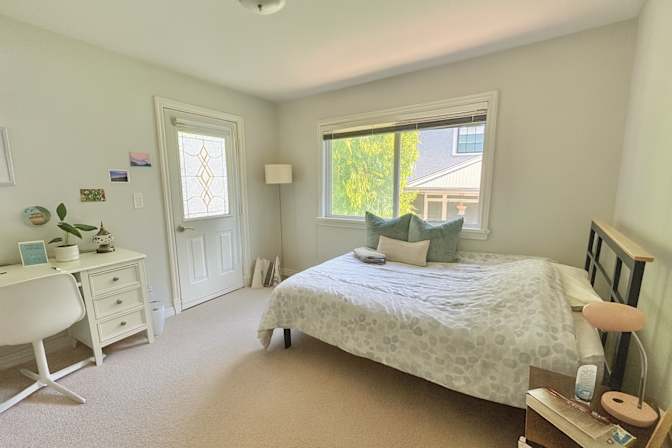 ekh's room