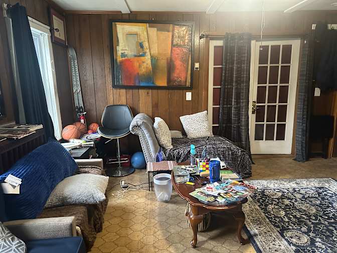 Len's room
