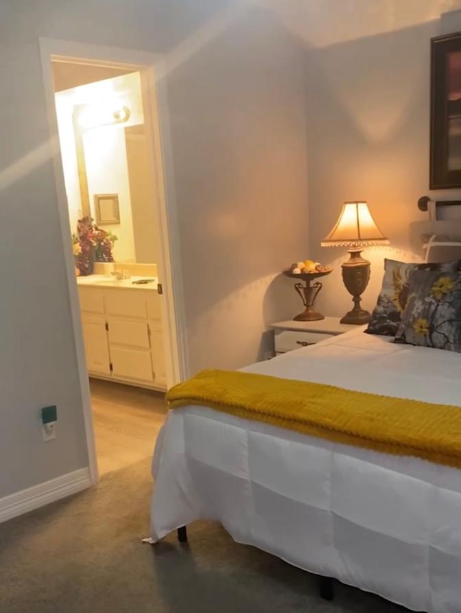 Karrie Dennis's room