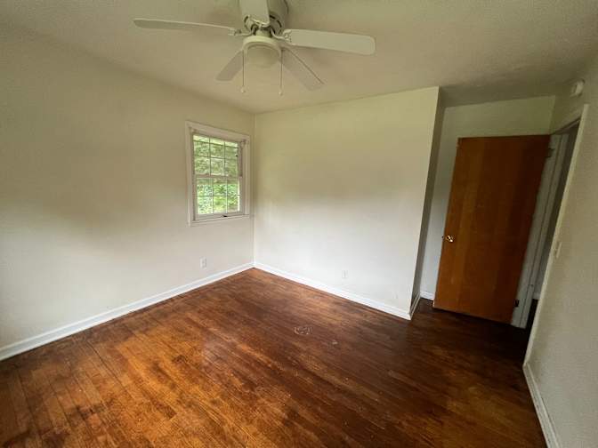 Alcove Rooms's room