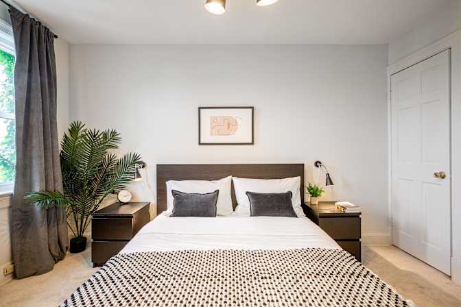 Sam June's room