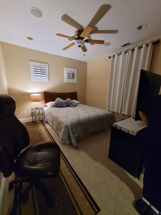 Tsauce's room