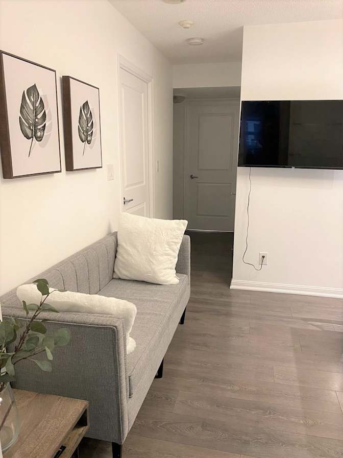 Elle's room