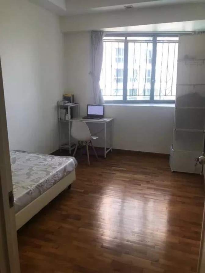 lubtom's room