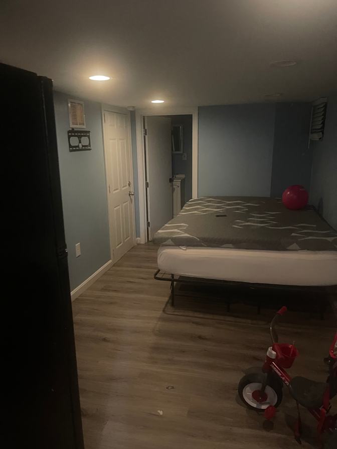 Yessica Castillo's room
