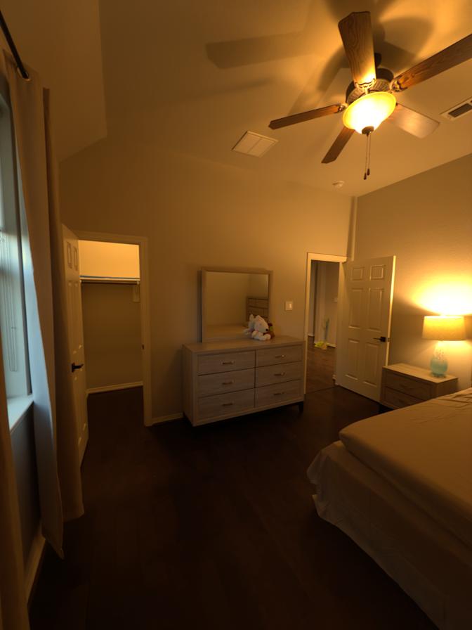 MINH's room