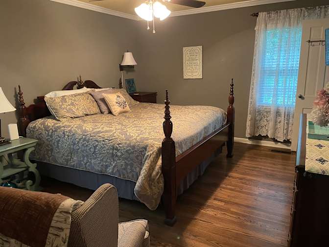 Carolyn's room