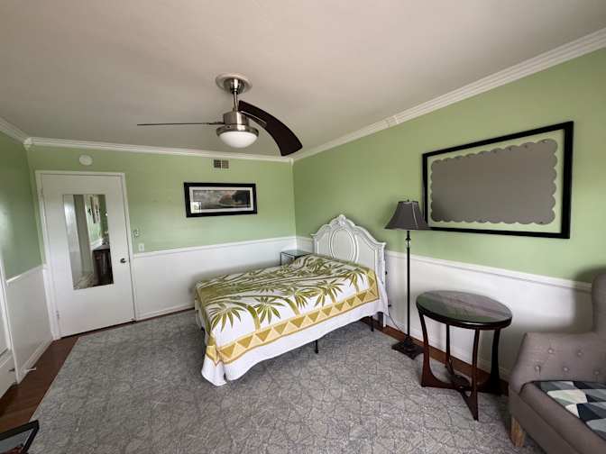 Marie C's room