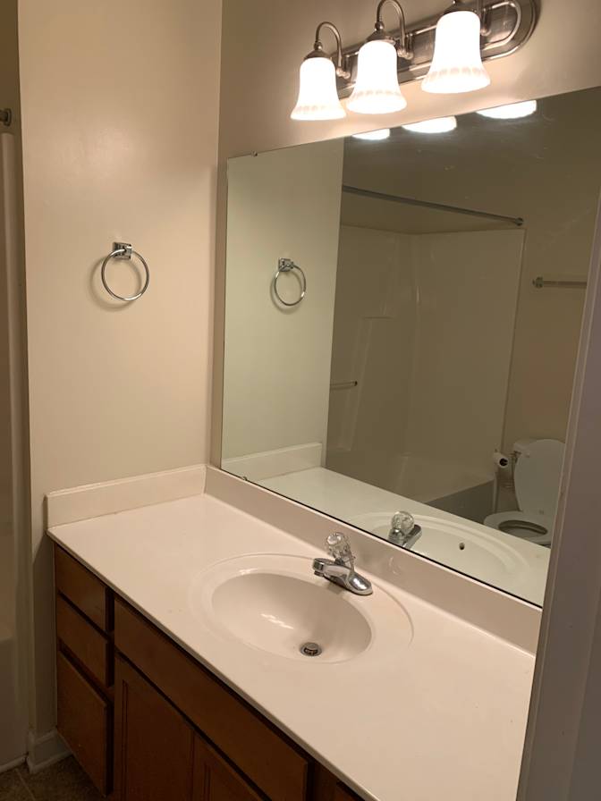Alcove Rooms's room