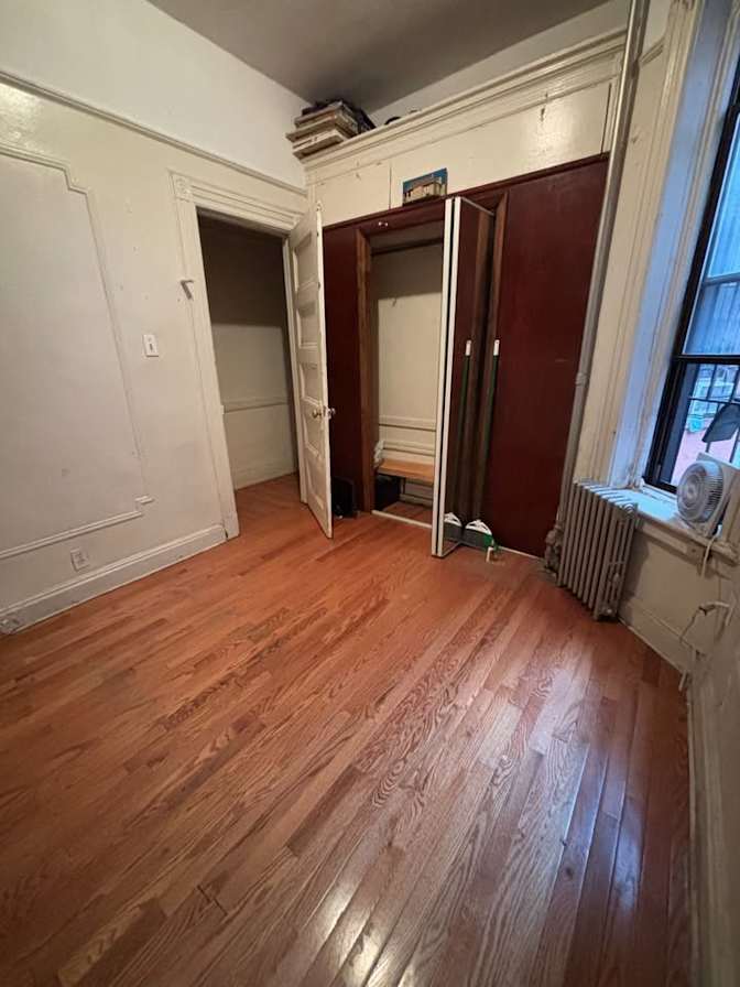 Kaitlyn's room