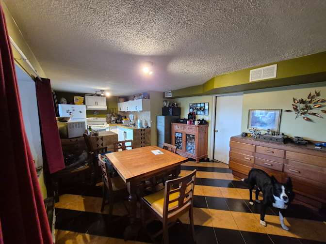 Reid's room