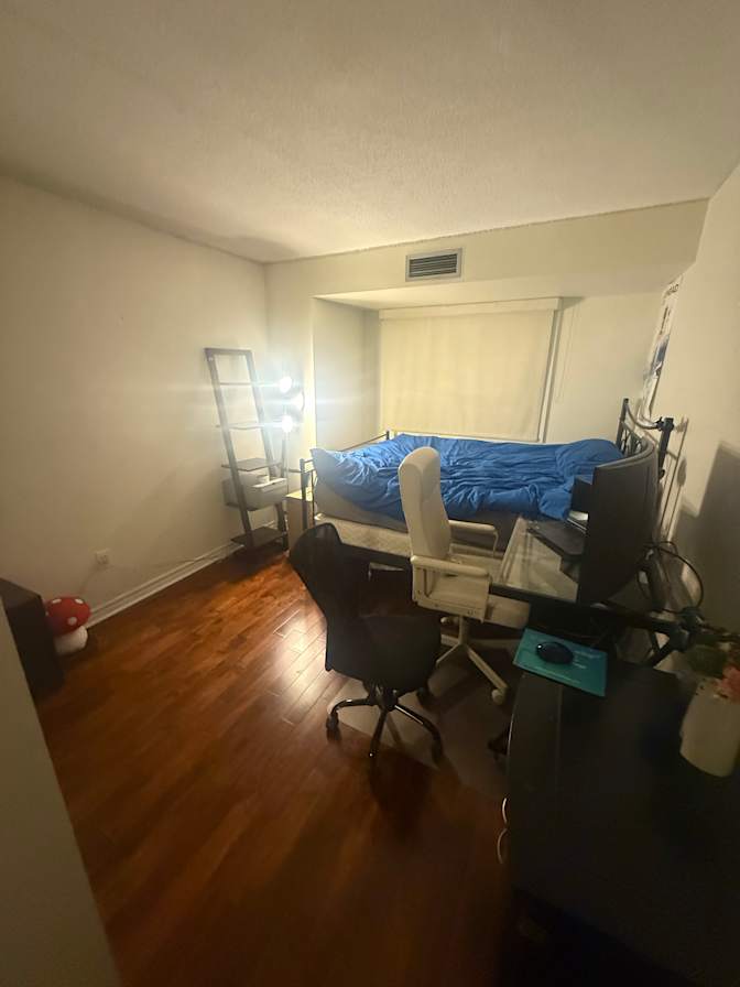 Stefan's room