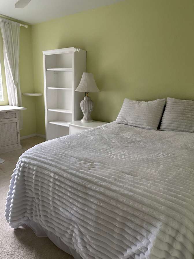 Aly's room