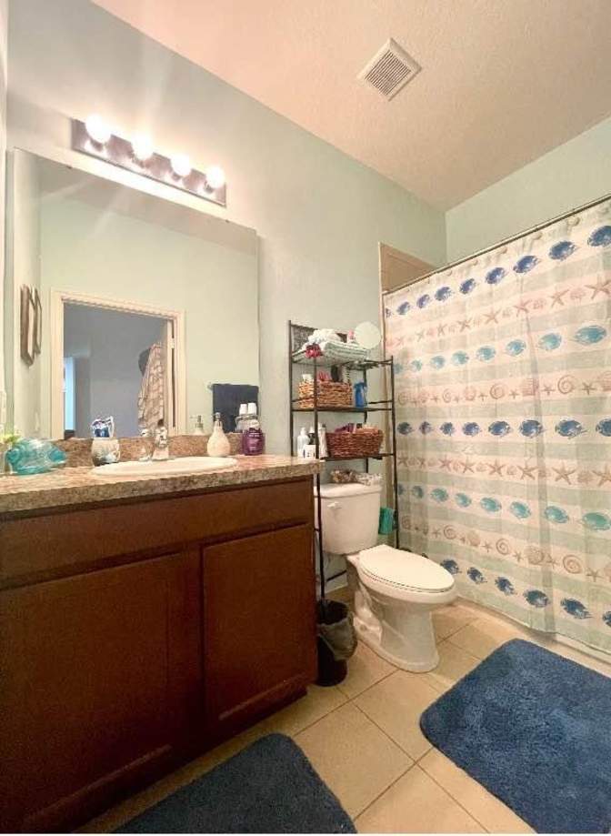 Daya's room