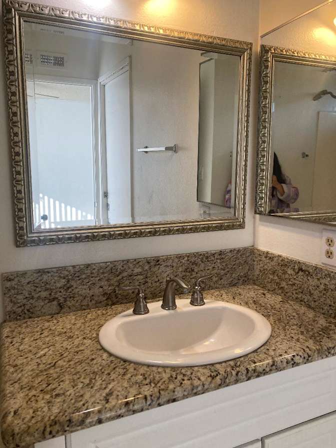 Lisa Tustin Orange Santa Ana Area's room
