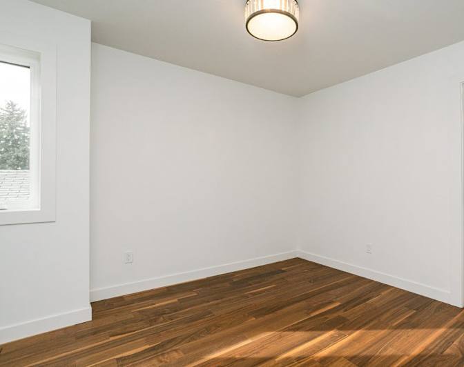 Yaju's room