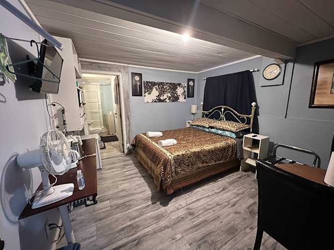 Anita's room