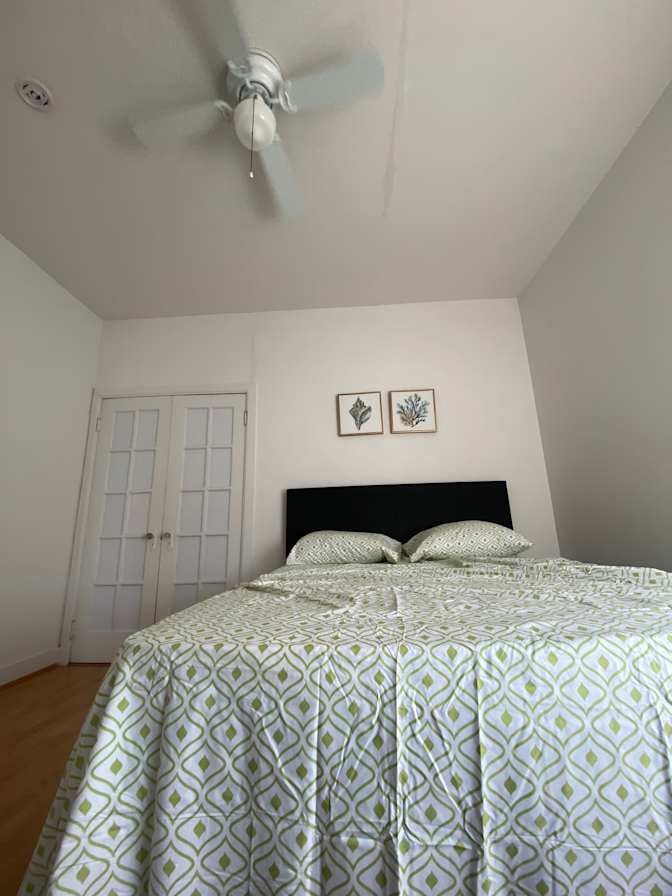CRISTIAN ARANEDA's room