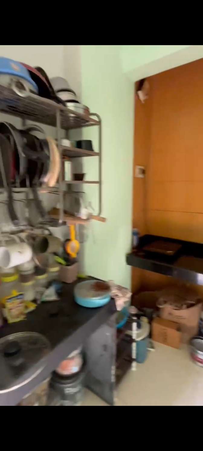 Saavi's room