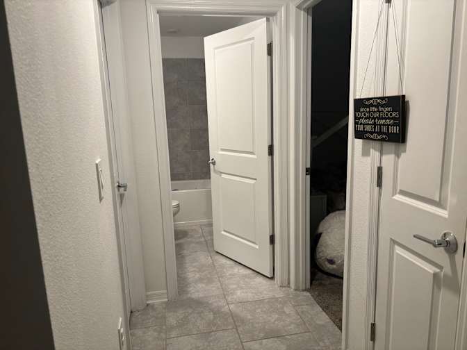 Trista Montenegro's room