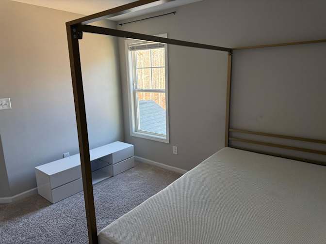 Bassi Aladji's room