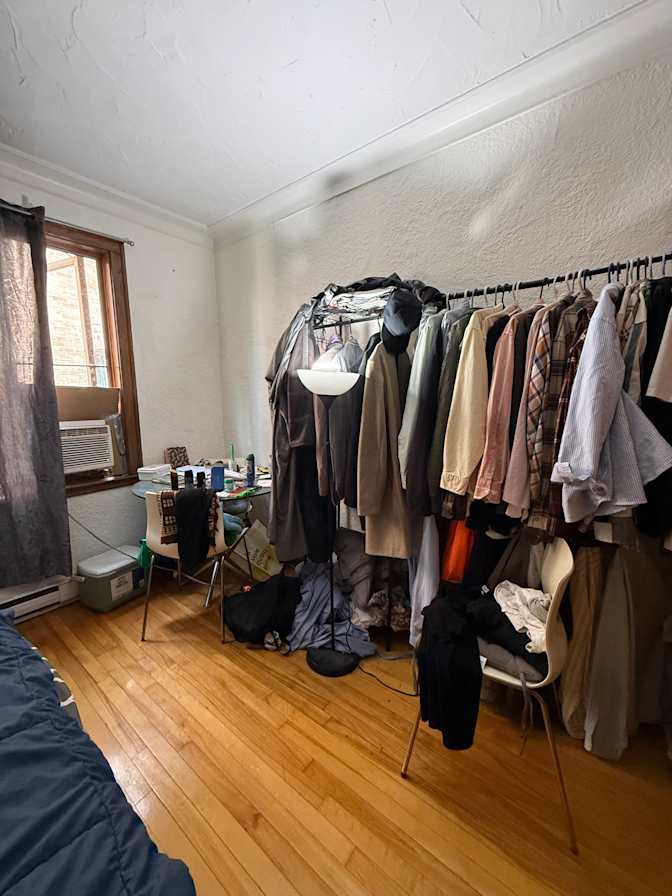 Abood's room