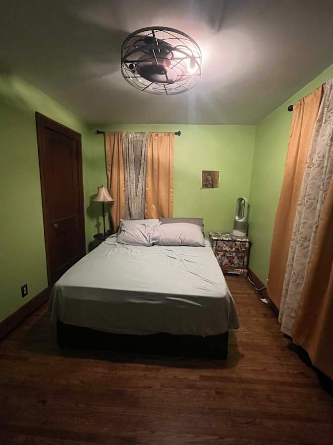 Olivia's room
