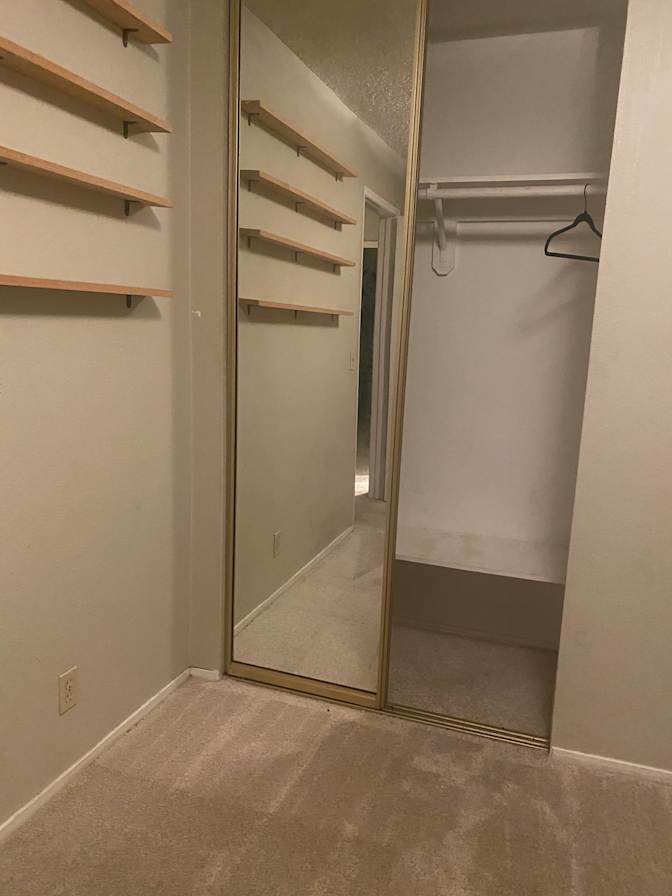 taylor's room