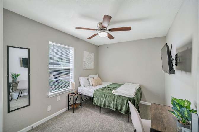 PadSplit's room