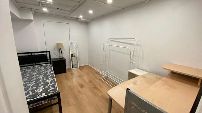 Linda's room
